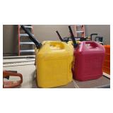 3 5 GALLON DIESEL CANS AND 1 5 GAL GAS CAN