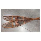 TUBB'S VTG SNOWSHOES