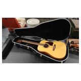 IBANEZ ARTWOOD AW100 ACCOUSTIC GUITAR & HARD CASE