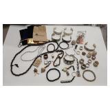 ASIAN THEME JEWELRY ASSORTMENT