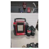 MR HEATER BUDDY HEATER W/ 4 PROPANE TANKS
