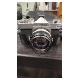 KONICA AUTO FLEX T 33MM CAMERA