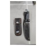 CASE XX KNIFE AND SCHRADE POCKET KNIFE W/ SHEATHS