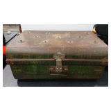 G. UURMANI & CO  ANTQ METAL SALESMAN CASE