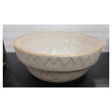 RUCKLES POTTERY 13' VTG  BATTER BOWL