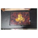 POKER SET IN DECORATIVE BOX