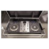 NUMARK MIXDECK IN HARD CARRYING CASE