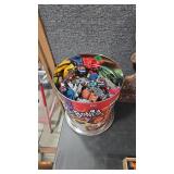 TUB OF HOT WHEELS & MATCHBOX