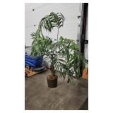 FAUX POTTED  PALM
