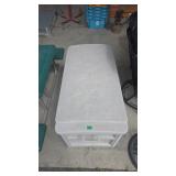 SUNCAST ROLLING PATIO STORAGE BOX