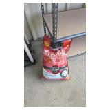 ANT, FLEA AND TICK KILLER GRANULES