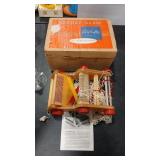 BON HOP LOOM W/ ORIGINAL BOX