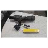 LEATHER AMMO BELT AND HOLSTER WITH BUSHNELL SPOTT