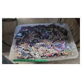 LARGE CONTAINER OF MLB SPORTS CARDS