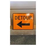 DETOUR LEFT ARROW METAL SIGN