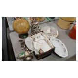 DECOR & COLLECTIBLE  ASSORTMENT