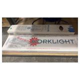 HD HANGING SHOP LIGHT WITH BULBS