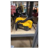 DEWALT 20V 2 GALLON SHOP VAC