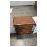 VINTAGE OAK 2 DRAWER NIGHT STAND BRASS ACCENT