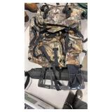 CABELAS CAMO HUNTING PACK