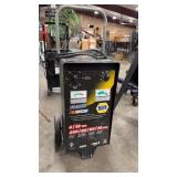 NAPA 85-3000 6/12 VDC BATTERY CHARGER