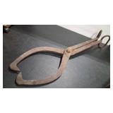 IRON ANTQ  ICE TONGS