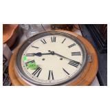 ANTIQUE ROUND OAK CLOCK
