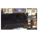 PANASONIC TV W/ ROMOTE & TV STAND