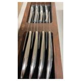 CARVEL HALL STEAK KNIVES