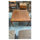 MID CENTURY MODERN TEAK WOOD SIDE TABLE