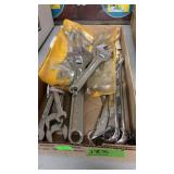 ADJSUTABLE WRENCHES & WRENCHES