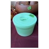 VINTAGE JEANETTE JADEITE REFRIGERATOR JAR W/ LID