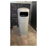GARBAGE CAN