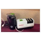 STARBUCKS COFFEE GRINDER & CHEF'S CHOICE KNIFE