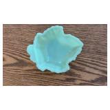 VINTAGE FIRE KING JADEITE MAPLE LEAF DISH BY