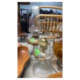 2 OIL LAMPS (ONLY 1 CHIMNEY)