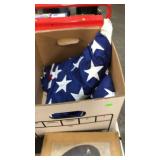 2 AMERICAN FLAGS