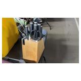 KITCHEN AID KNIFE SET W/ BLOCK