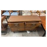 MID CENTURY MODERN DRESSER