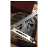 SPEED SQUARES & MEASURING DEVICES, CORNER LEVEL