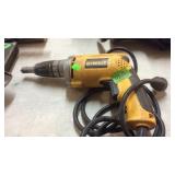 DEWALT DRYWALL SCREW GUN