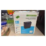LIGHT DUTY PAPER SHREDDER