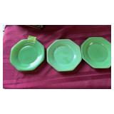 3 VINTAGE AKRO AGATE JADIETE DISHES 4'
