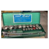 21 PC 23/4 DRIVE SOCKET SET IN GREEN METAL CASE