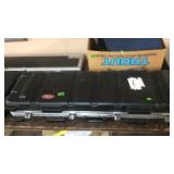 SKB HARD SIDED TAKE DOWN GUN CASE