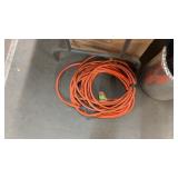 2 MULTI PLUG EXTENSION CORDS