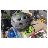 2 BICYCLE HELMETS SZ L & FLORESCENT VEST