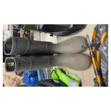 SIZE 13 RUBBER BOOTS