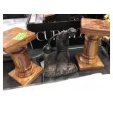 IRON ART BOWLER & 2 MRABLE STANDS (6 1/4')