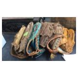 GROUP OF 6 BASEBALL GLOVES
